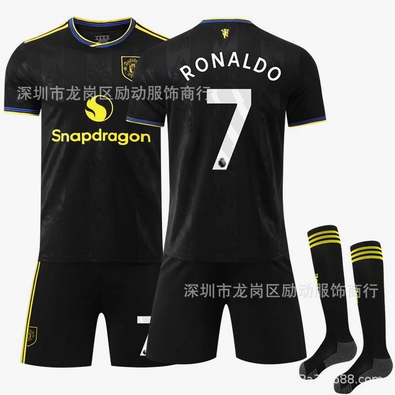Al Nassr Black Retro-Style Football Jersey With Number and Sock Options