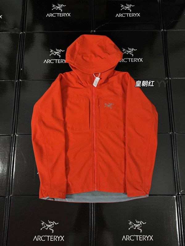 Arc'teryx Gamma MX Hoody–Style Softshell in Red: Fleece-Backed, Fully Taped Mixed-Weather Jacket
