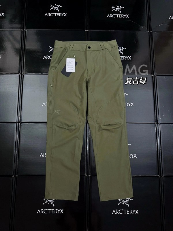 Arc'teryx-Branded Cronin-Style Outdoor Pants in a Stretch Cotton-Nylon Blend, Cut to an Asia Short Length