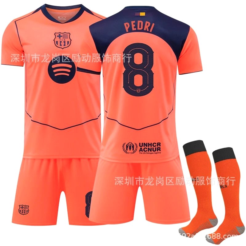 Arsenal-Style Retro Football Jersey in Polyester, Sold in Numbered Bundles With Socks