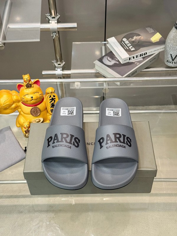 Balenciaga gray slides with a PU upper and rubber anti-slip outsole, listed in sizes 38–46