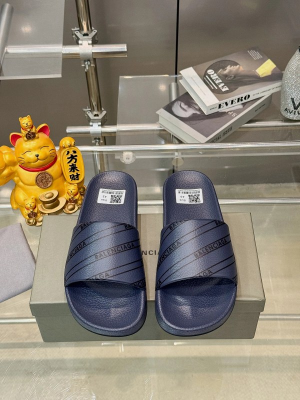 Balenciaga Gray Slides with a PU Upper, Rubber Outsole, and a Listed EU 38–46 Size Run