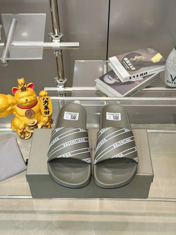 Balenciaga Gray Slides With a PU Upper and Rubber Anti-Slip Outsole