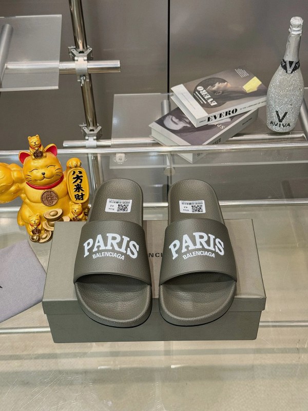 Balenciaga Gray Slides: PU Upper, Rubber Anti-Slip Outsole, Sizes 38–46