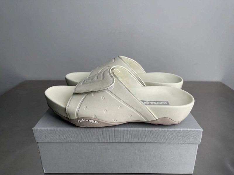 Balenciaga Monday Ultra Slide: Distressed Fabric Upper on a 4.5 cm Molded Rubber Sole