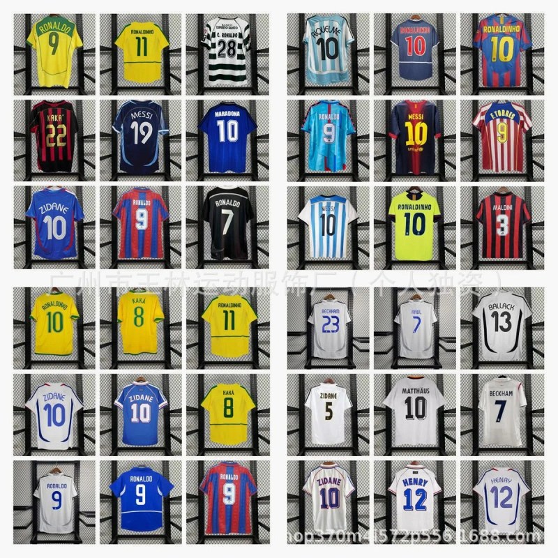 Barcelona black football jersey in retro sports style — short-sleeve match jersey in adult S–XXL