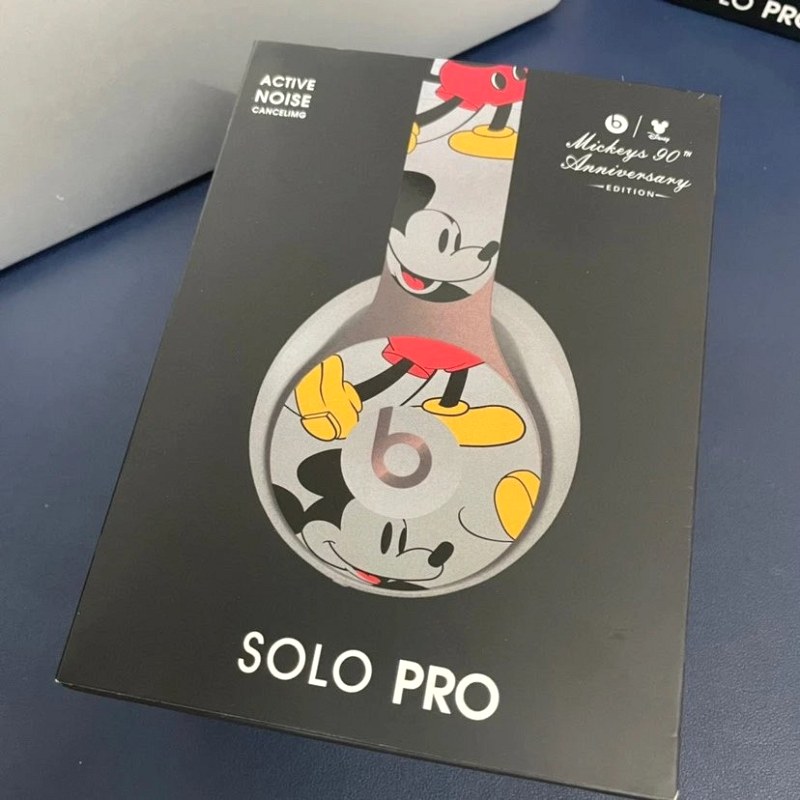 Beats Solo Pro-Style Over-Ear Headphones in Black, a Public-Mold Bluetooth 5.0 Build with Hengxuan Internals