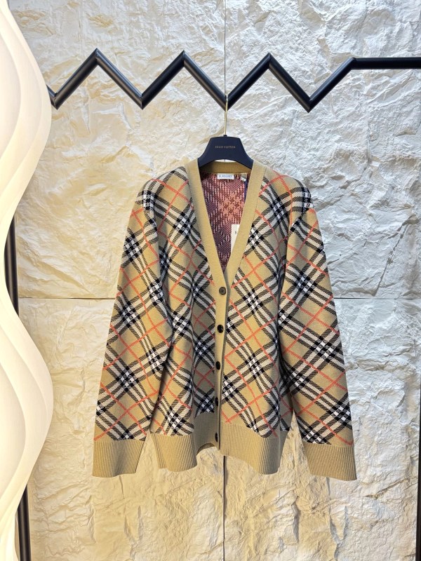 Burberry gray check knit in a cotton-wool blend, listed from M through 3XL