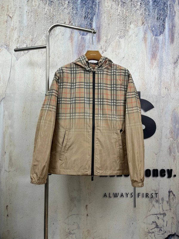 Burberry Gradient Vintage Check Hooded Jacket in Lightweight Nylon