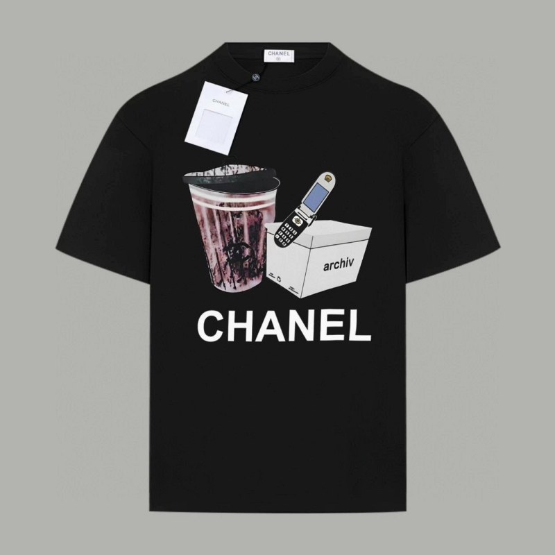 Chanel Black T-Shirt in Casual Streetwear Style — Oversized Double-Yarn Cotton Tee with Anime-Lettering Print