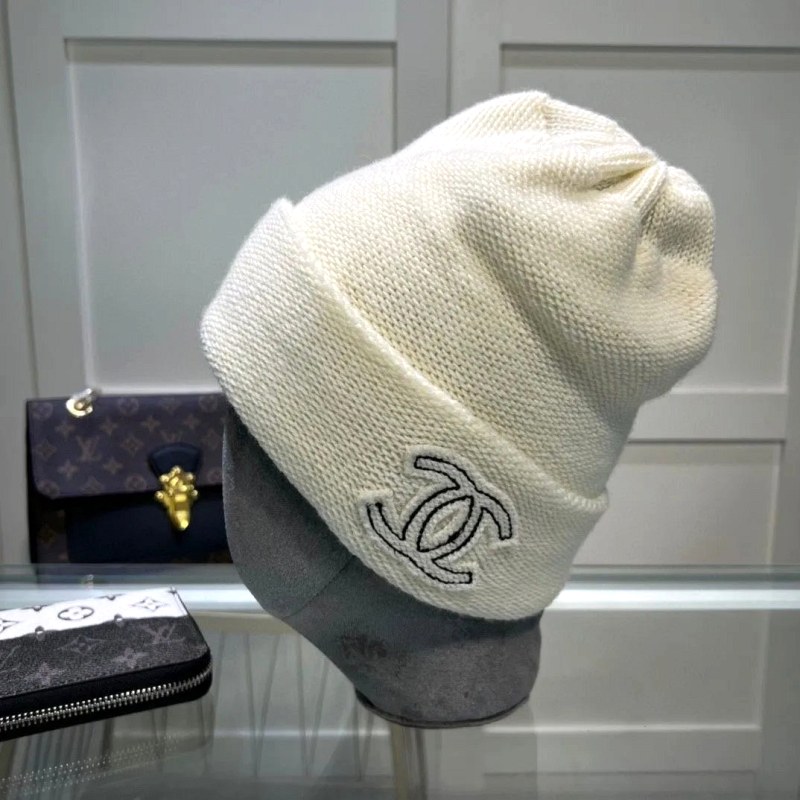 Chanel White Baseball Cap With a Face-Framing Silhouette, Listed in One-Size M