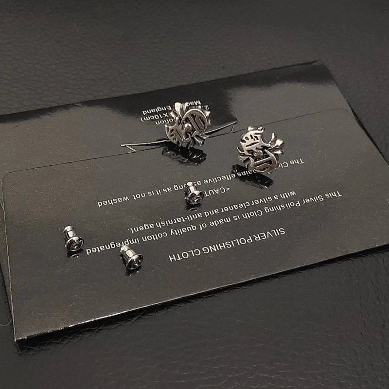 Chrome Hearts-Style Everyday Ring Listing with a Copper Body and Silver Pin
