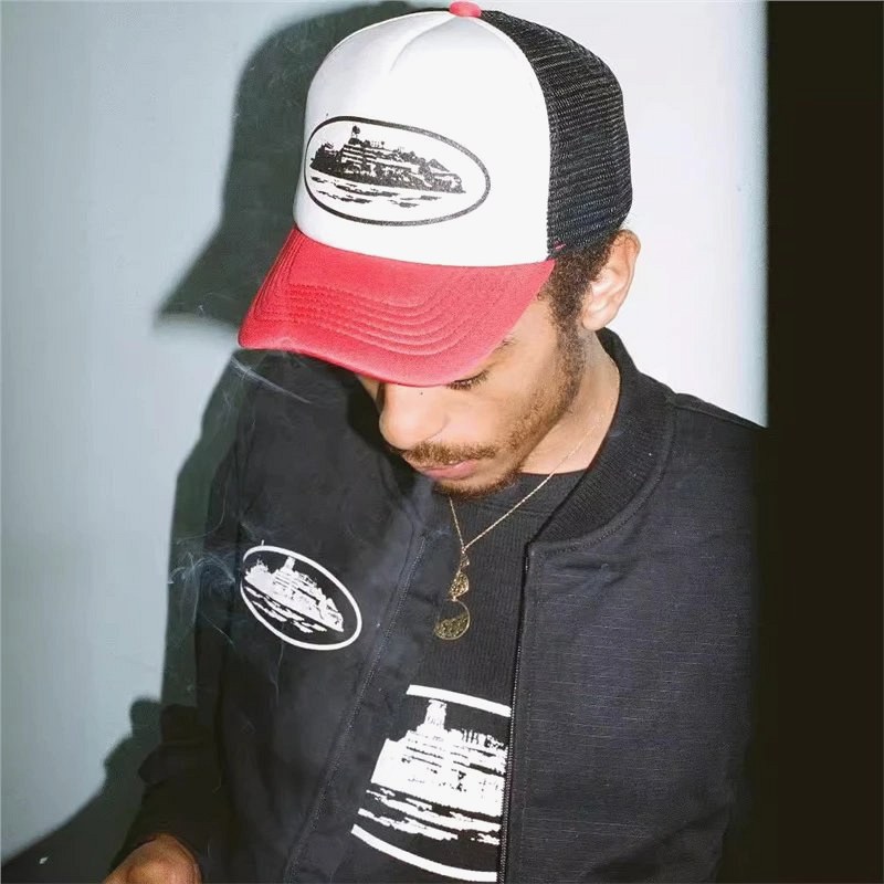 Corteiz Black Baseball Cap: One-Size Adjustable, Foldable, Curved-Brim Everyday Cap
