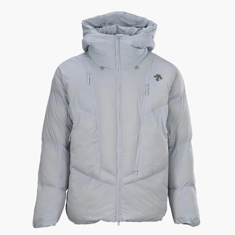 Descente Gray Hooded Puffer: 3D Bread-Quilt Cut with a Three-Proof Grid Shell