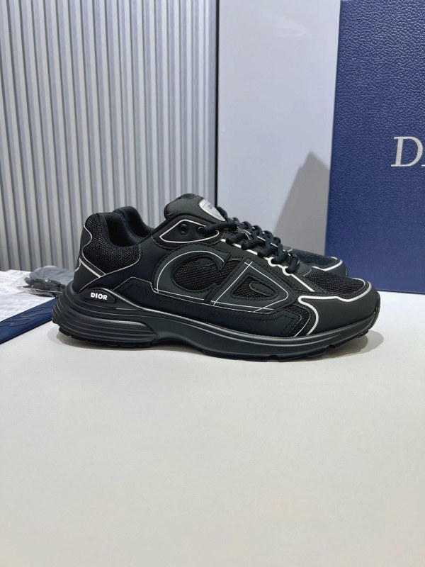 Dior B30 Black Low-Top Sneakers: Slim Mesh Build With Evenly Split Fit Reports