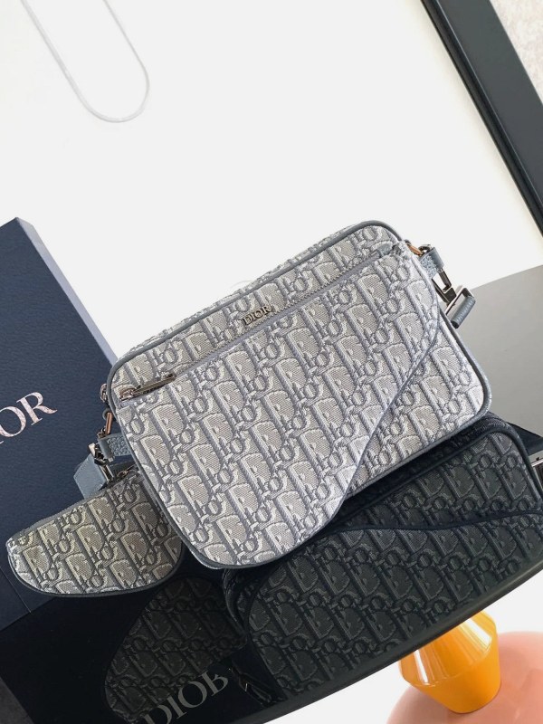 Dior Gray Print Messenger Bag: Casual Everyday Carry With 8-Inch Device Capacity