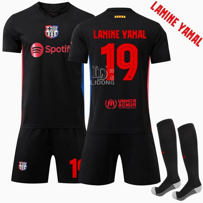 FC Barcelona Black Retro-Style Football Jersey in a Polyester Blend
