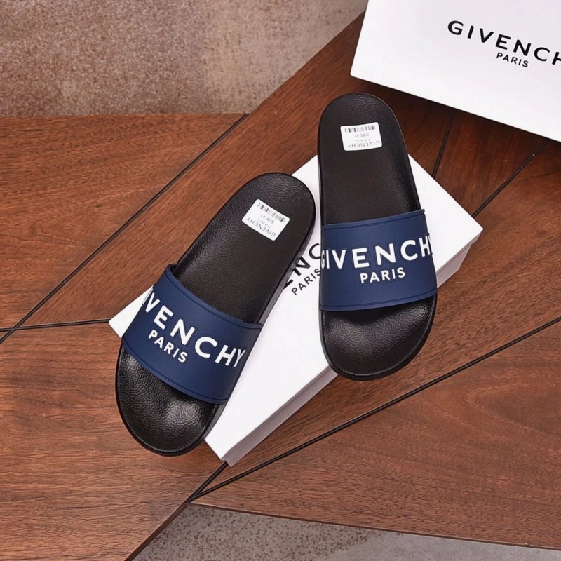 Givenchy black slide with embossed lettering and a 35–45 size run