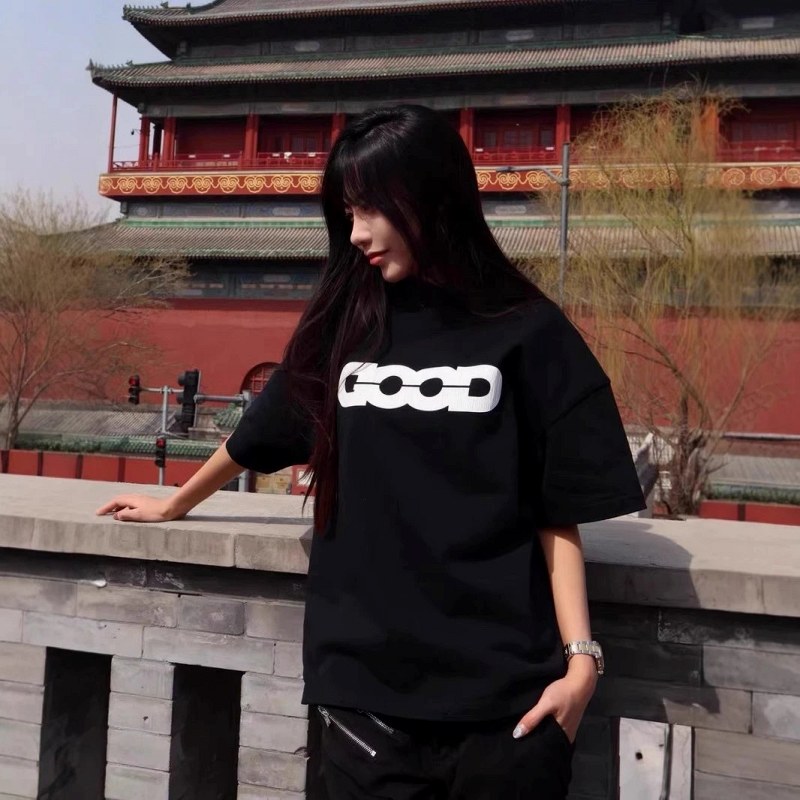 Good Brand Black Cartoon-Graphic Tee: 300–350g Cotton, Embroidered Detail, Loose Fit