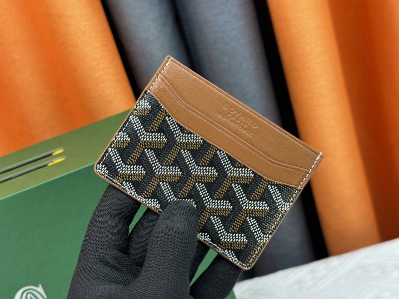 Goyard Card Holder Listed as G5122, Stated at 10.5 × 7.5 cm
