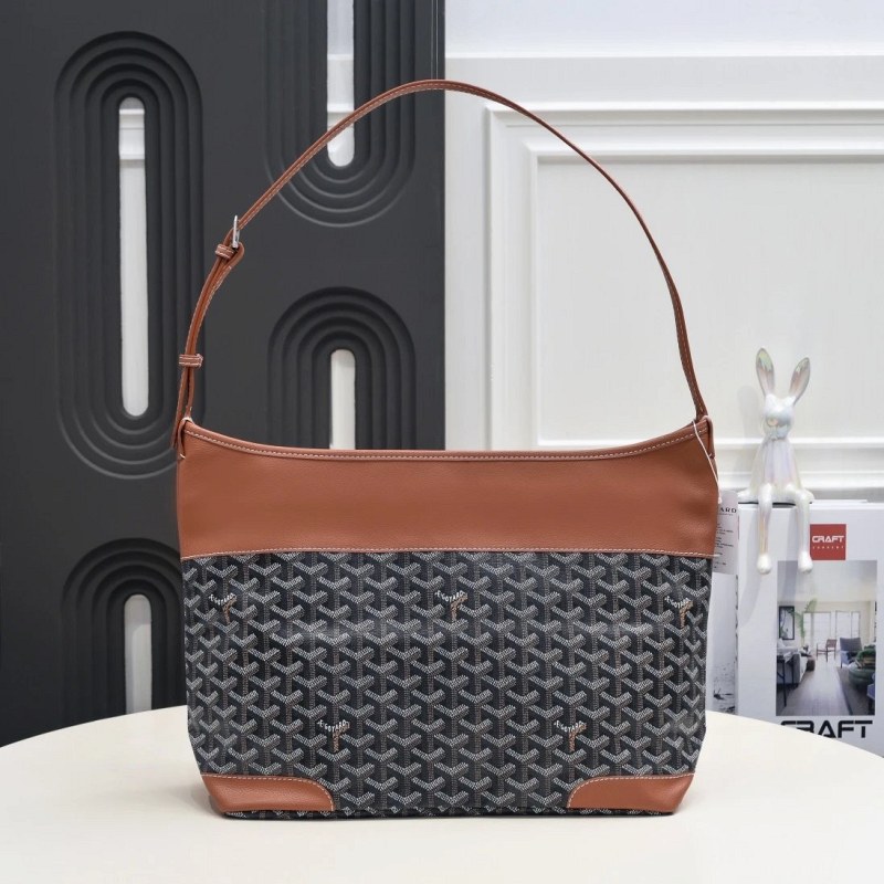 Goyard Gray Hobo: A 42 cm Slouch Bag Built Light, With Leather-Corner Protection