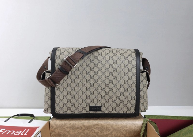 Gucci Style 495909 Changing Bag with Detachable GG Shoulder Strap