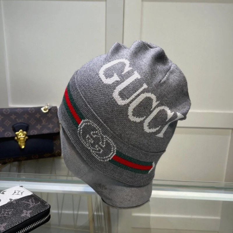 Gucci Gray Baseball Cap in a One-Size/M Format With an Adjustable Back Strap