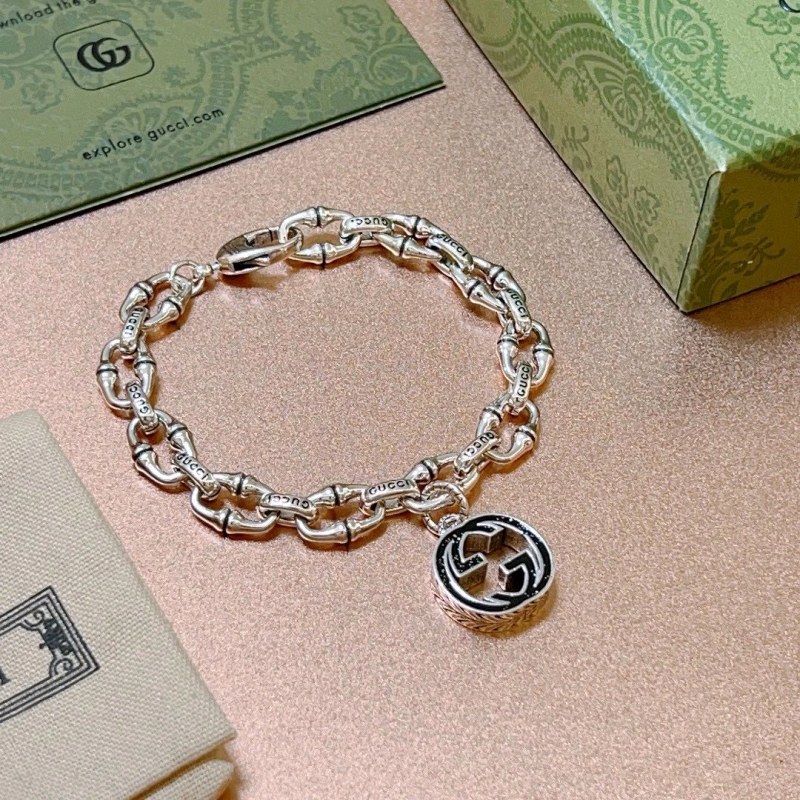 Gucci Silver Bracelet in Modern Everyday Style, Listed in Seven Lengths from 17 to 23 cm