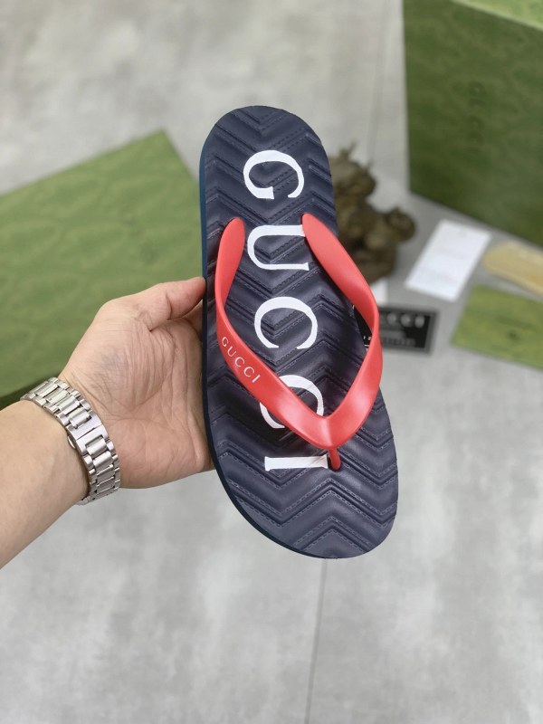 Gucci Gray Slides: Easygoing Casual Style in a Broad EU Size Run