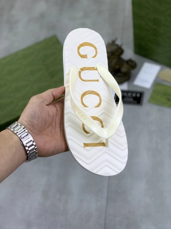 Gucci Gray Slides: A Casual Slip-On Listed Across a Wide Size Span
