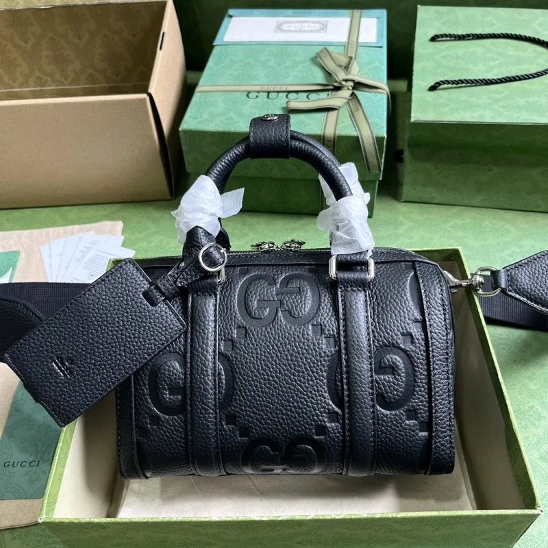 Gucci Green Bag in Modern Everyday Style: a Shell-Shaped Flap Shoulder Bag Listed in Printed Kraft Paper