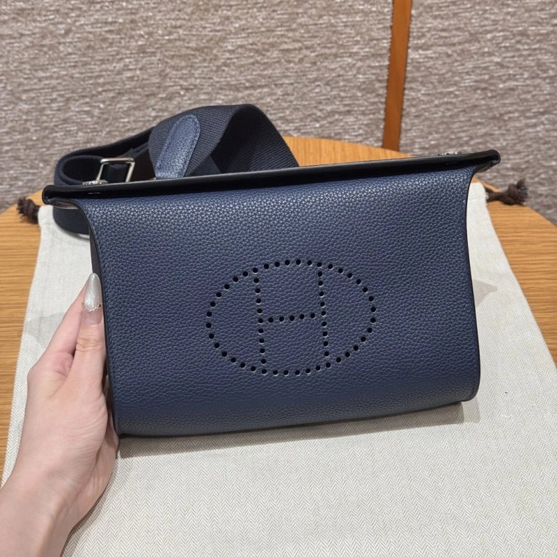 Hermes Videpoches-Style Crossbody in Navy Togo, 21 cm, Silver Hardware