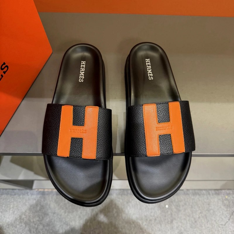 Hermes Oran-Style Black Leather Slides in a Casual Slip-On Build