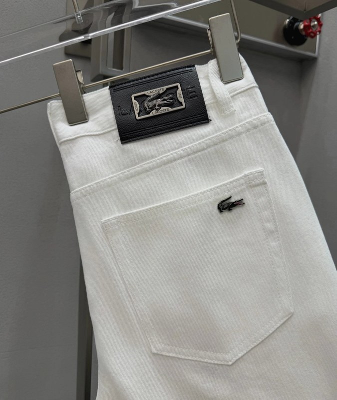 Lacoste White High-Waist Straight-Leg Jeans in Stretch Fabric (Style H069)