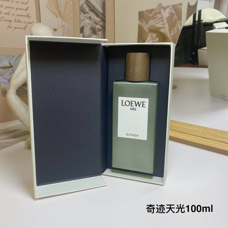 Loewe Aire Sutileza Eau de Toilette, 100 ml — a citrus-and-jasmine white floral