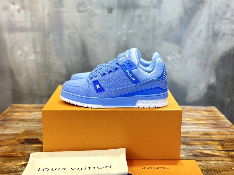 Louis Vuitton Blue Trainer in Grained Calfskin with a 3 cm TPU Sole
