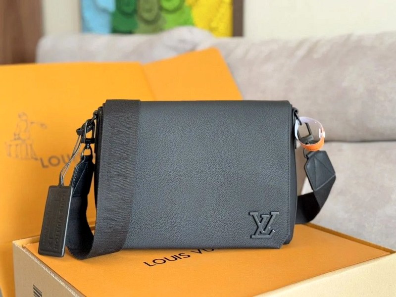Louis Vuitton aerogram  Messenger Bag