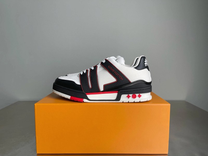 Louis Vuitton-style black mesh-and-strap trainers in a unisex EU 35–45 run
