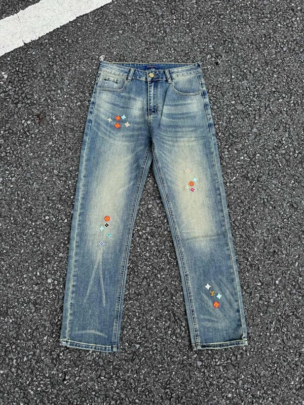 Louis Vuitton Style H187 Blue Jeans: High-Waist Straight Cut in Light Blue