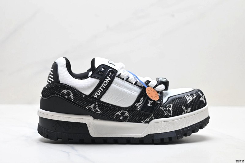 Louis Vuitton Trainer Maxi Low Sneaker: the oversized "bread" Trainer silhouette in sizes 35–45