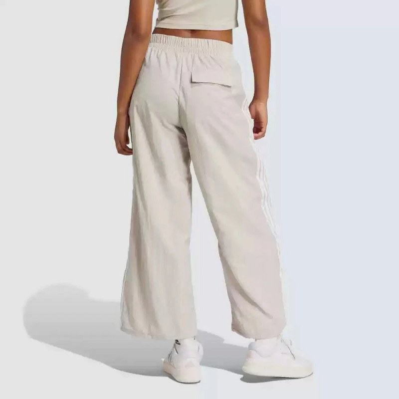 Lululemon White Casual Pants in an Everyday Cut