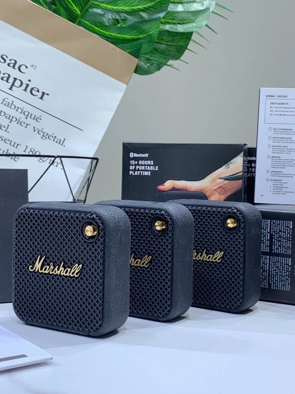 Marshall Black Portable Mini Speaker with IPX7 Rating and Bluetooth 5.3