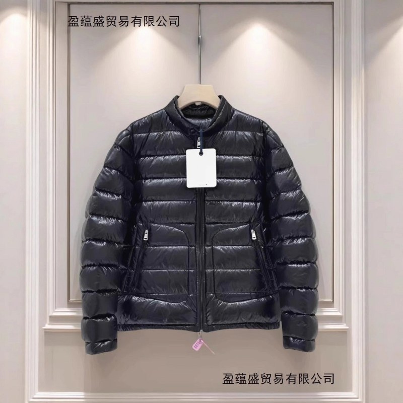 Moncler Navy Puffer in 600-Fill White Goose Down, Rated for Light Cold