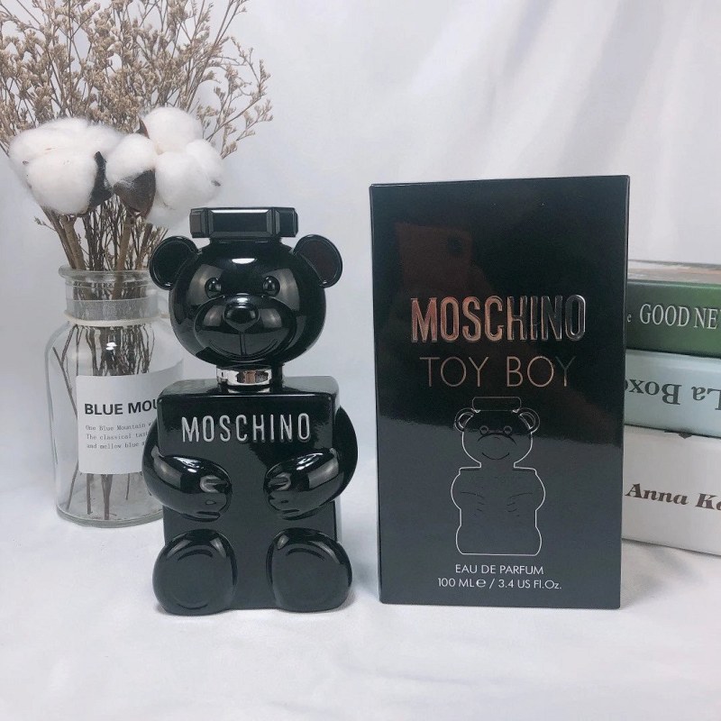 Moschino Toy Boy Eau de Parfum, 100 ml: a rose-forward spicy-woody men's scent in the teddy-bear bottle