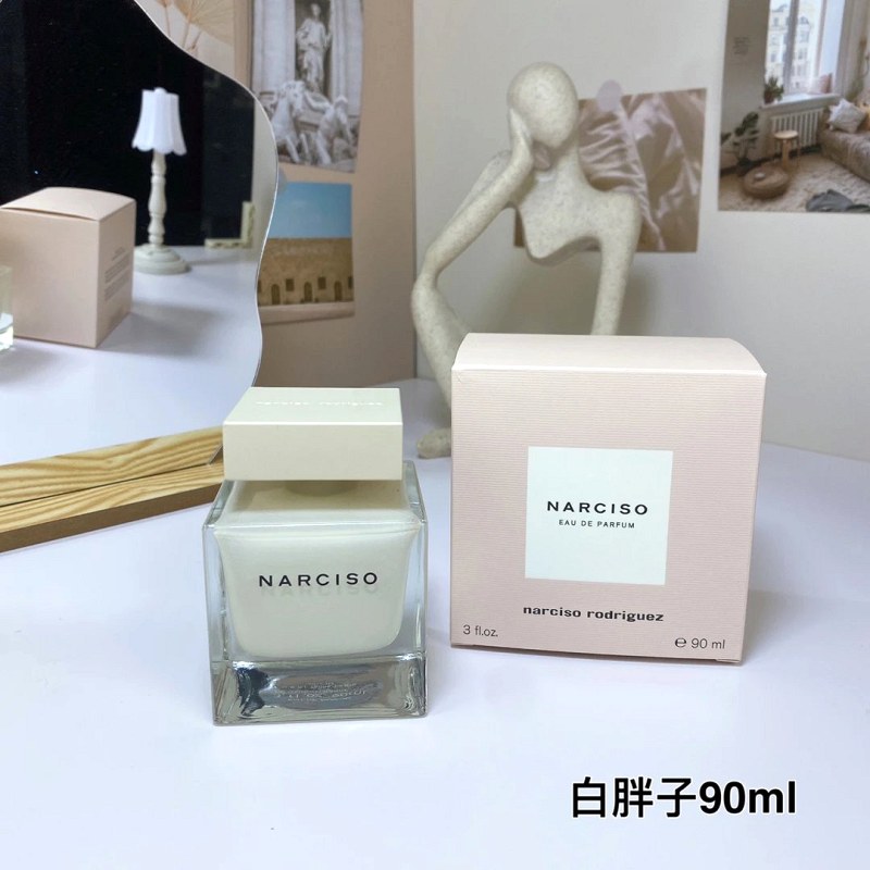 Narciso Rodriguez Narciso (2014) Eau de Parfum, 90 ml: A Soft Woody Floral Built Around Musk
