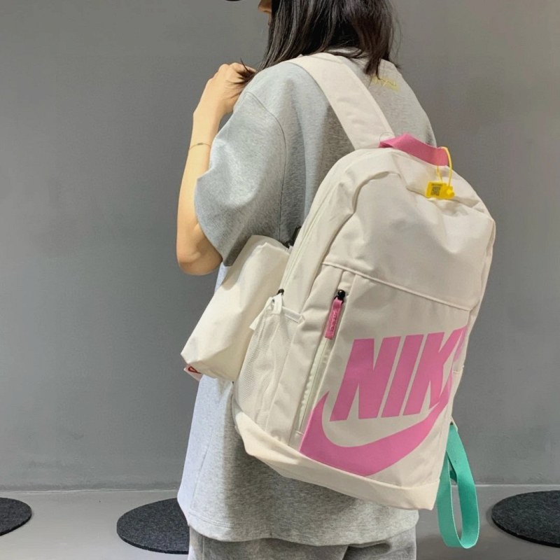 Nike Gray Everyday Bag: 36–55L Oxford-Cloth Carry With Curved Shoulder Straps
