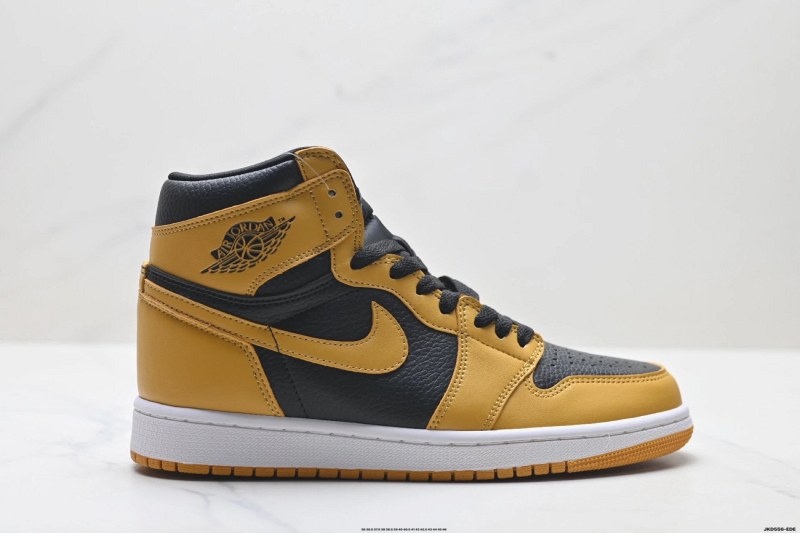 Nike High-Top in Classic Air Jordan 1 Retro High Style, Listed in Black