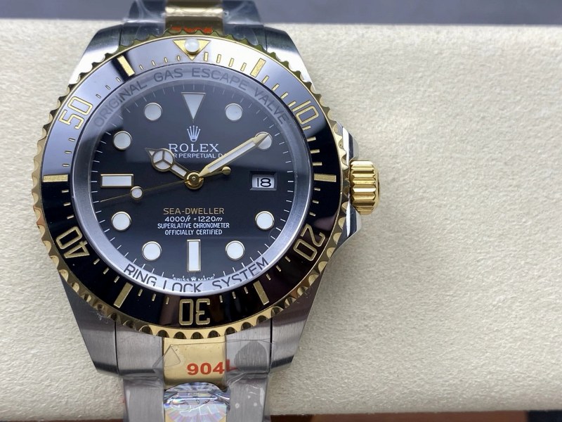 A 43mm Rolex-style Guiwang diver in stainless steel with a Mingzhu 2813 mechanical movement