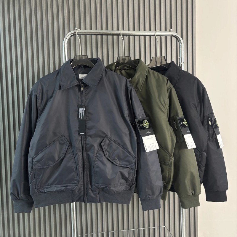 Stone Island gray padded bomber with a published M–XXL size chart