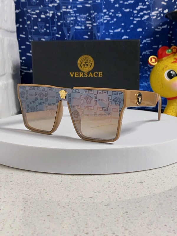 Versace White Sunglasses: Retro One-Piece Oversized Frame